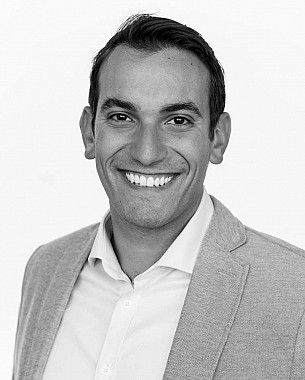 Dr. Adam Ohayon